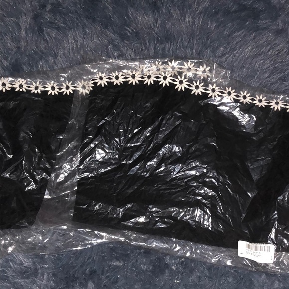 🆕Swell Daisy Do Cropped Daisy Top - Picture 7 of 8